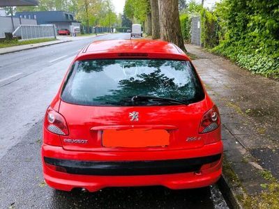 gebraucht Peugeot 206+ Rot 206+ 1.1 klima TÜV NEU