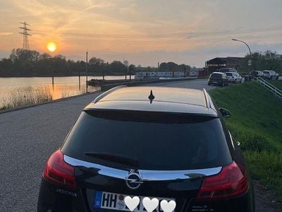 Second-hand Opel Insignia Sport 140 CP (102 kW) 2011 Negru Break