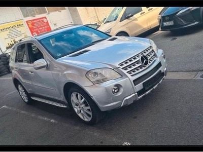 Mercedes ML280