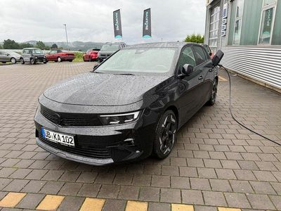 Second-hand Opel Astra GSe 254 CP (186 kW) 2024 Negru Berlinǎ