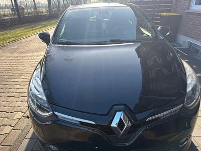 Schwarz Gebraucht 2016 Renault Clio IV LIMITED Kleinwagen | 6.900 € (Fairer Preis)