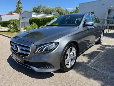 Gebraucht Mercedes E200 184 PS (135 kW) 2017 Selenitgrau Limousine
