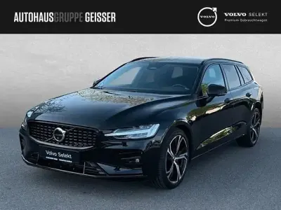 Usata Volvo V60 Plus 197 CV (144 kW) 2025 Nero Station wagon