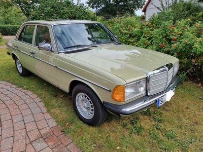 gebraucht Mercedes 200 / W123