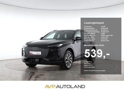 Mythosschwarz metallic Gebraucht 2025 Audi Q6 e-tron Ambiente SUV | 53.490 €