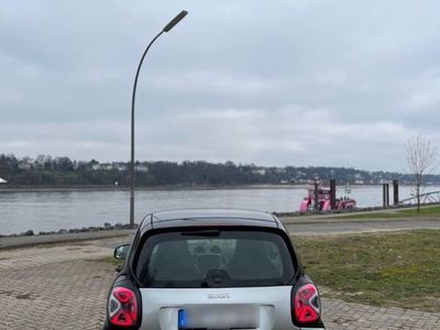 gebraucht Smart ForTwo Coupé prime *PANO* *SHZ* TÜV NEU