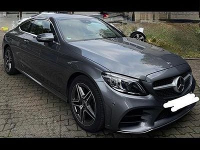 Gebraucht Mercedes C180 AMG 156 PS (114 kW) 2019 Grau Coupé