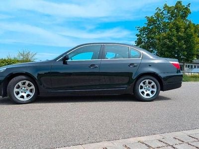 Gebraucht BMW 523 190 PS (139 kW) 2008 Schwarz Limousine