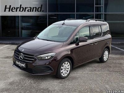 Mercedes T180