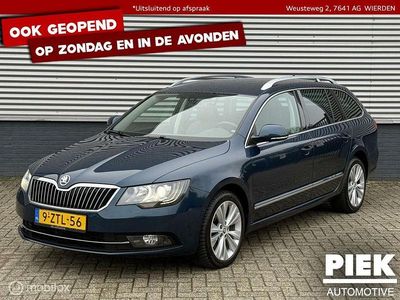 Blau Gebraucht 2015 Skoda Superb Business Line Kombi | 6.499 € (Fairer Preis)