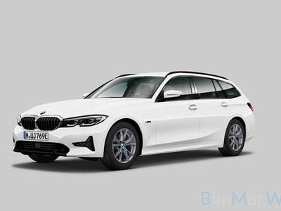 BMW 330e