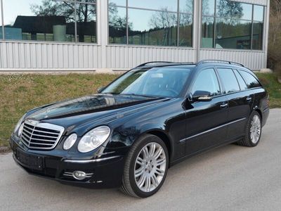 gebraucht Mercedes E280 CDI T-Modell*GLASD.*LEDER*NAVI*SPORTPAKET*