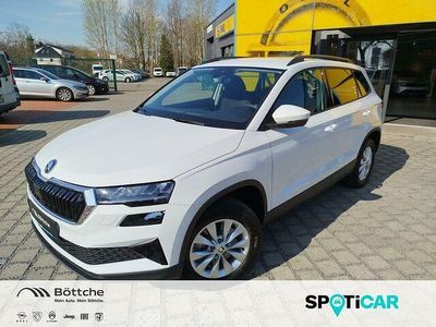 Neu Skoda Karoq Fresh 150 PS (110 kW) 2025 Moonweiss metallic SUV