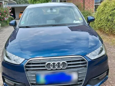 Gebraucht Audi A1 Sportback 95 PS (69 kW) 2018 Blau Kleinwagen
