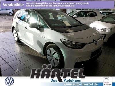 Gebraucht VW ID.3 Pure 110 kW (150 PS) 2022 Gletscherweiss (white), metallic Kleinwagen