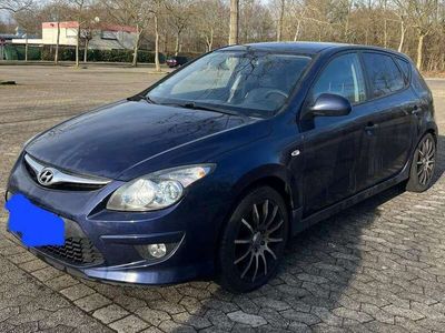 gebraucht Hyundai i30 i301.6 CRDi blue Classic