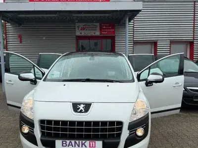Gebraucht Peugeot 3008 156 PS (114 kW) 2011 Weiß Kombi