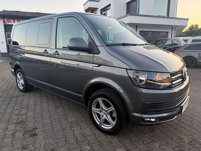 Gebraucht VW Transporter 204 PS (150 kW) 2016 Grau Van
