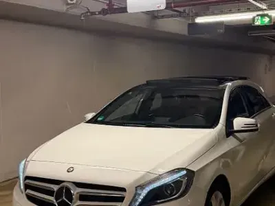 Gebraucht Mercedes A180 Edition 122 PS (89 kW) 2013 Weiß Kleinwagen