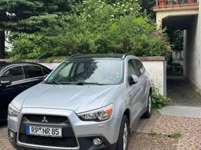Gebraucht Mitsubishi ASX Edition 150 PS (110 kW) 2011 Silber SUV