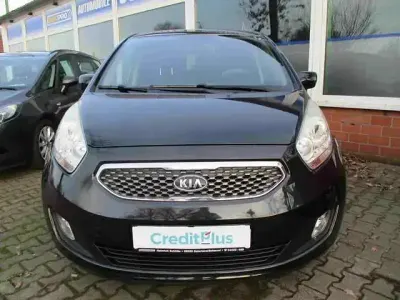 Second-hand Kia Venga Attract 90 CP (66 kW) 2010 Negru Hatchback
