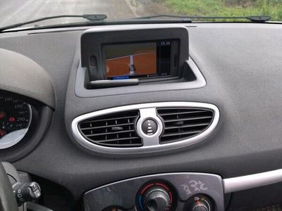 gebraucht Renault Clio Kombi Tomtom Edition