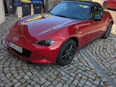 Second-hand Mazda MX5 Prime-Line 131 CP (96 kW) 2017 Roșu Cabrio