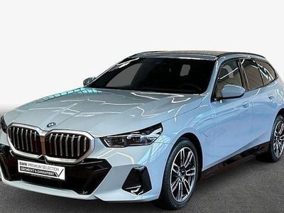 Nuova BMW 530e Shadowline 299 CV (219 kW) 2026 Grigio Station wagon