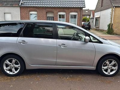 Mitsubishi Grandis