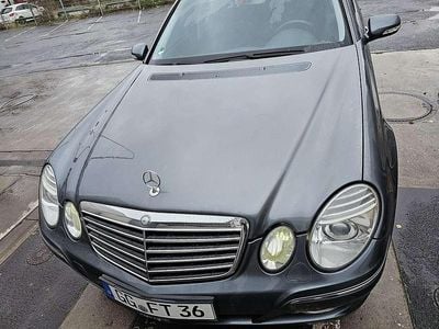 Mercedes E320