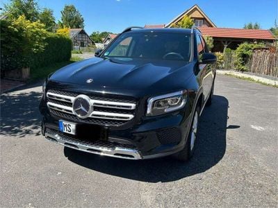 Mercedes GLB200