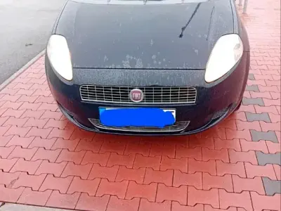 Gebraucht Fiat Punto 77 PS (56 kW) 2009 Blau Kleinwagen