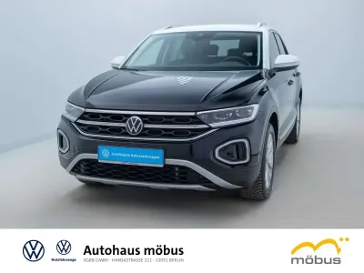Gebraucht VW T-Roc Style 150 PS (110 kW) 2024 2t deep black perleffekt SUV