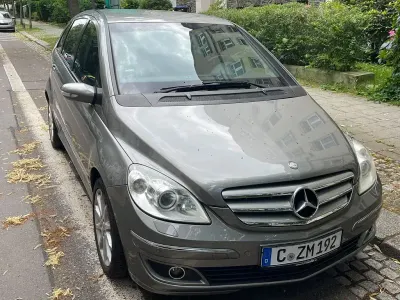 Gebraucht Mercedes B200 140 PS (102 kW) 2006 Grau Van / Kleinbus