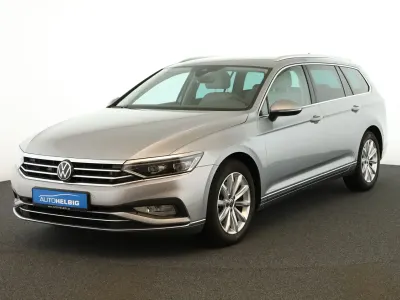Gebraucht VW Passat Elegance 200 PS (147 kW) 2022 Pyrit silber metallic Kombi