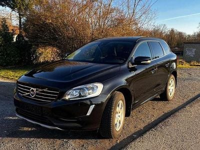 Gebraucht Volvo XC60 190 PS (139 kW) 2016 Schwarz SUV