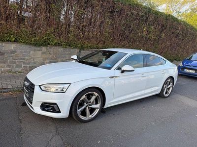 Weiß Gebraucht 2017 Audi A5 Sportback Ambiente Kleinwagen | 17.500 € (Teuer)