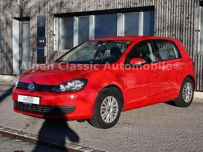 Tornadorot Gebraucht 2011 VW Golf VI Trendline Kleinwagen | 2.900 € (Superpreis)