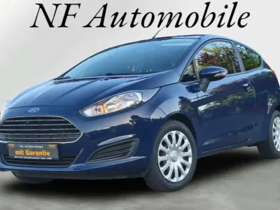 Gebraucht Ford Fiesta 60 PS (44 kW) 2014 Blazerblau Kleinwagen