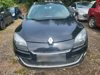 Gebraucht Renault Mégane GrandTour 130 PS (95 kW) 2012 Schwarz Kombi