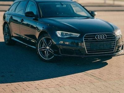 Schwarz Gebraucht 2015 Audi A6 Kombi | 11.000 € (Fairer Preis)