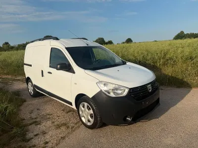 Gebraucht Dacia Dokker Ambiance 75 PS (55 kW) 2017 Weiß Van / Kleinbus