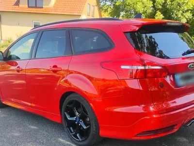 Gebraucht Ford Focus ST 185 PS (136 kW) 2016 Rot Kombi