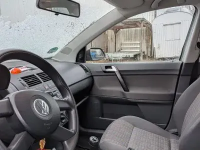 Gebraucht VW Polo 64 PS (47 kW) 2005 Grau Kleinwagen