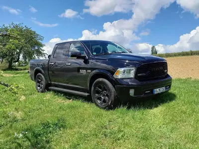 Gebraucht RAM 1500 401 PS (294 kW) 2021 Schwarz Pickup
