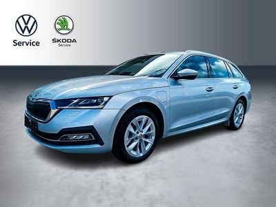 Second-hand Skoda Octavia Style 204 CP (150 kW) 2022 Argintiu Break