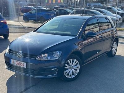 Gebraucht VW Golf VII LOUNGE 110 PS (80 kW) 2015 Blau Limousine