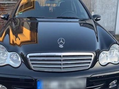 Mercedes C200