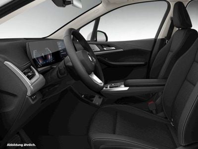 Gebraucht BMW 220 Active Tourer Comfort Edition 156 PS (114 kW) 2025 Van / Kleinbus