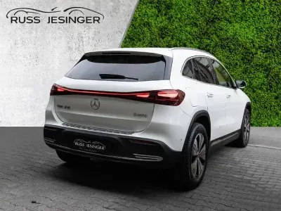 Gebraucht Mercedes EQA300 Progressive 167 kW (228 PS) 2025 Polarweiß SUV